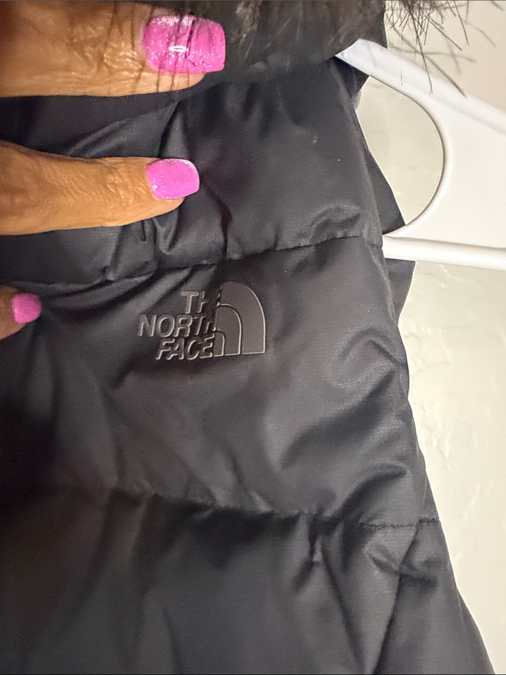The North Face Black Quilted Hooded Puffer Vest with Faux Fur Trim - Picture 6 of 7